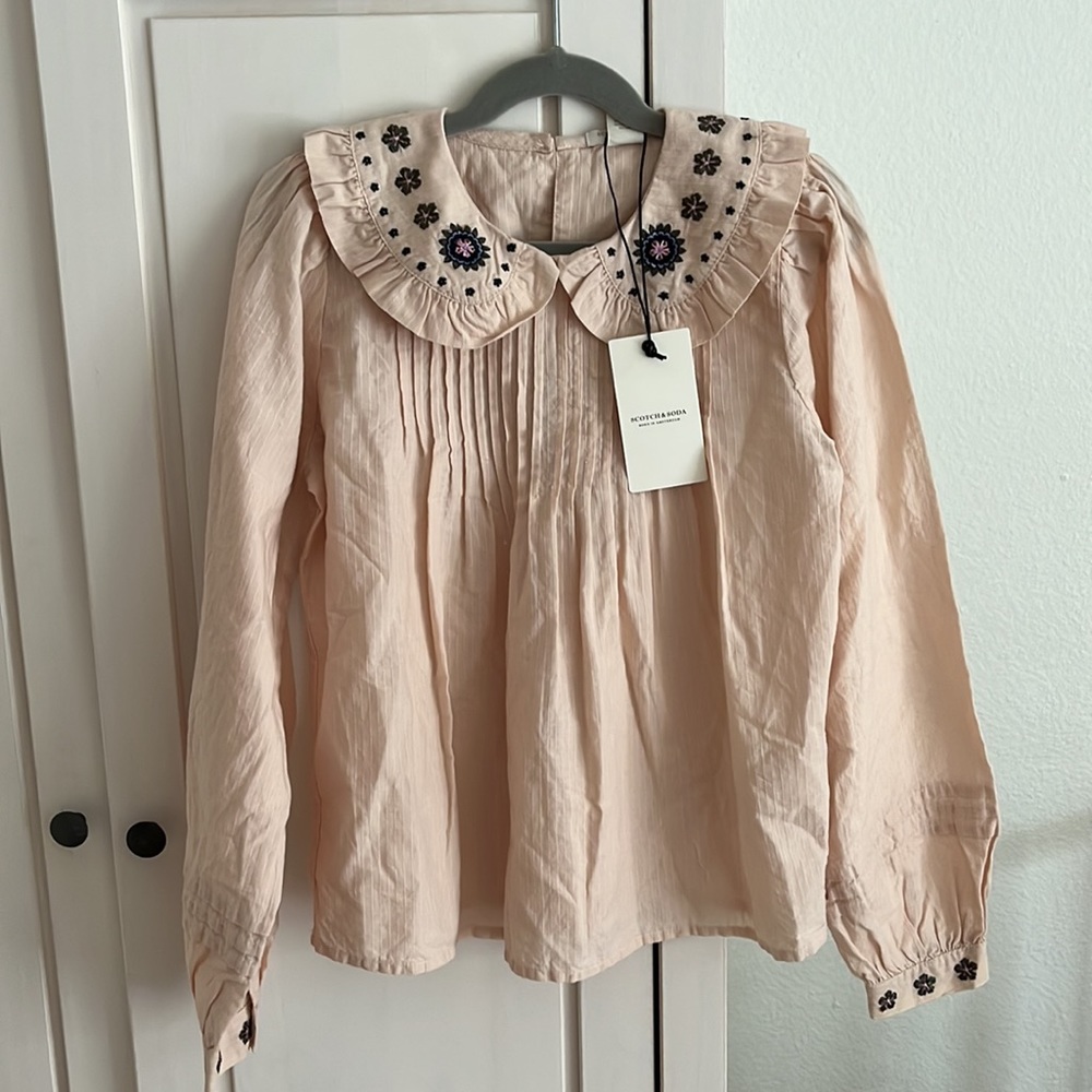 Scotch & Soda (NWT) | Embroidered Floral Pleated Wide-fit Top Blouse with collar